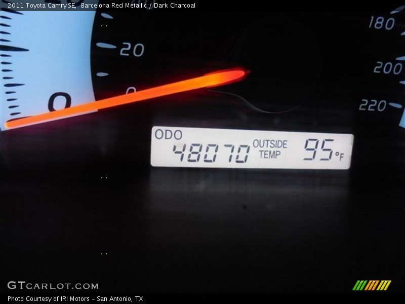 Barcelona Red Metallic / Dark Charcoal 2011 Toyota Camry SE
