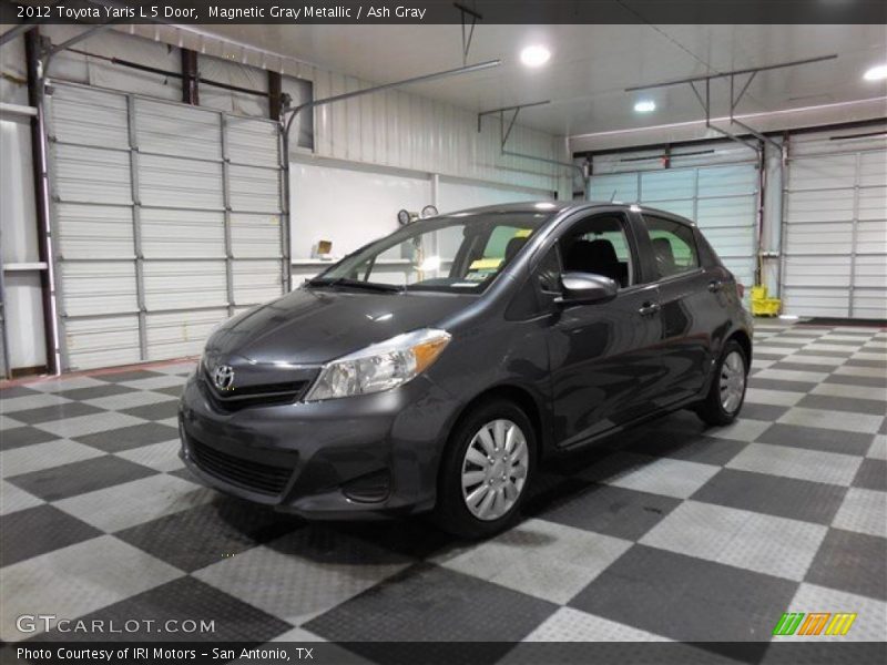 Magnetic Gray Metallic / Ash Gray 2012 Toyota Yaris L 5 Door