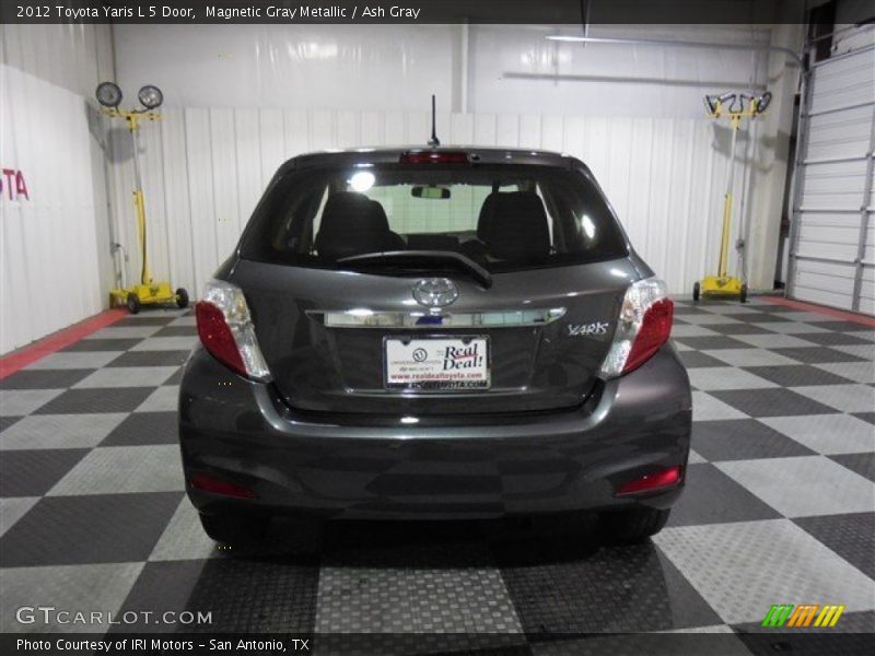 Magnetic Gray Metallic / Ash Gray 2012 Toyota Yaris L 5 Door