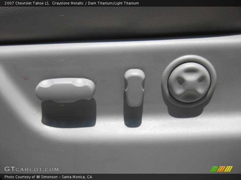 Graystone Metallic / Dark Titanium/Light Titanium 2007 Chevrolet Tahoe LS