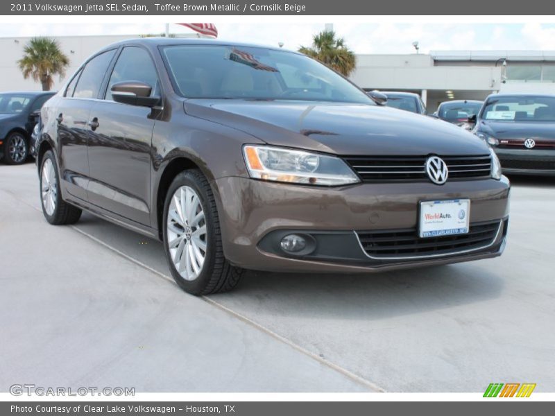 Toffee Brown Metallic / Cornsilk Beige 2011 Volkswagen Jetta SEL Sedan