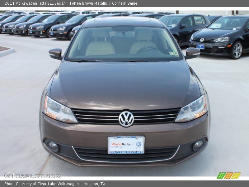 Toffee Brown Metallic / Cornsilk Beige 2011 Volkswagen Jetta SEL Sedan