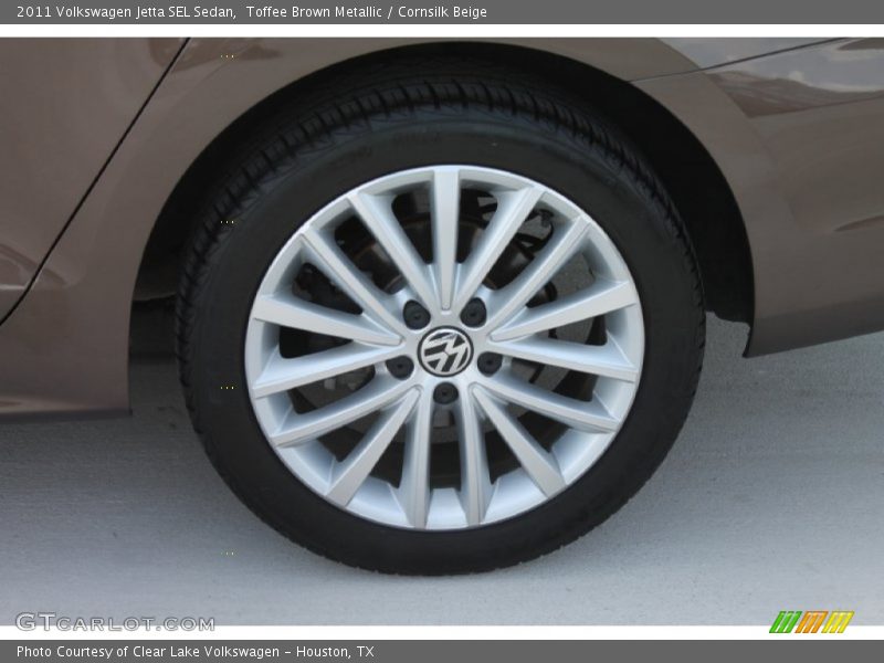 Toffee Brown Metallic / Cornsilk Beige 2011 Volkswagen Jetta SEL Sedan