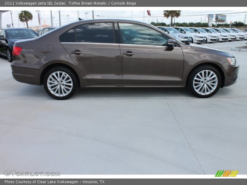 Toffee Brown Metallic / Cornsilk Beige 2011 Volkswagen Jetta SEL Sedan