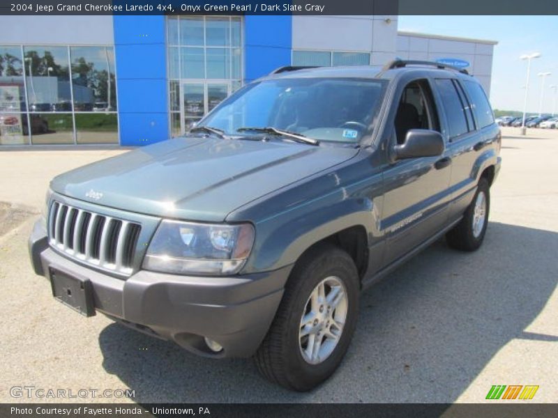 Onyx Green Pearl / Dark Slate Gray 2004 Jeep Grand Cherokee Laredo 4x4