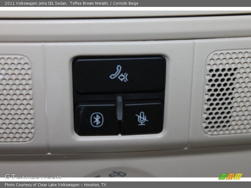 Toffee Brown Metallic / Cornsilk Beige 2011 Volkswagen Jetta SEL Sedan