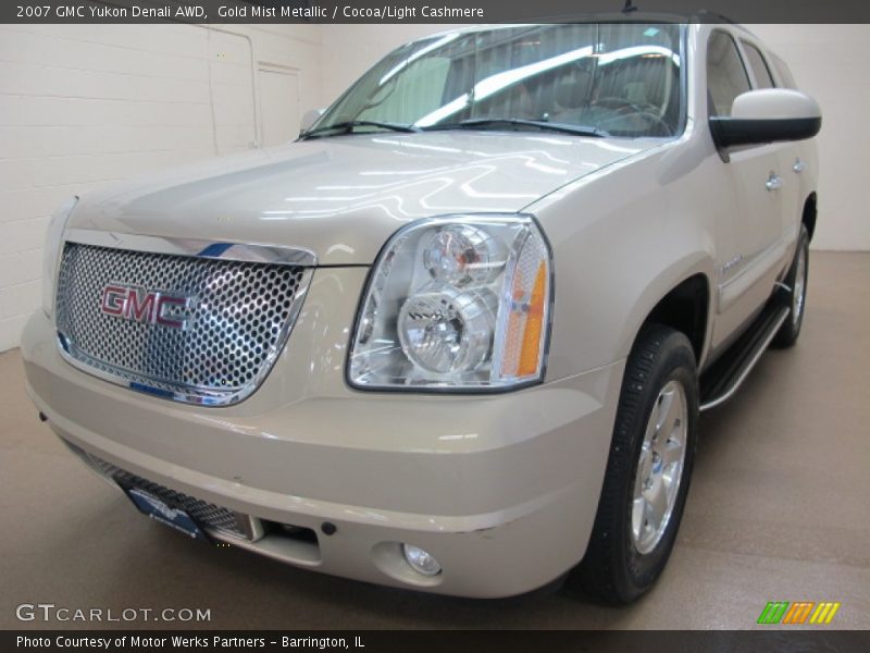 Gold Mist Metallic / Cocoa/Light Cashmere 2007 GMC Yukon Denali AWD