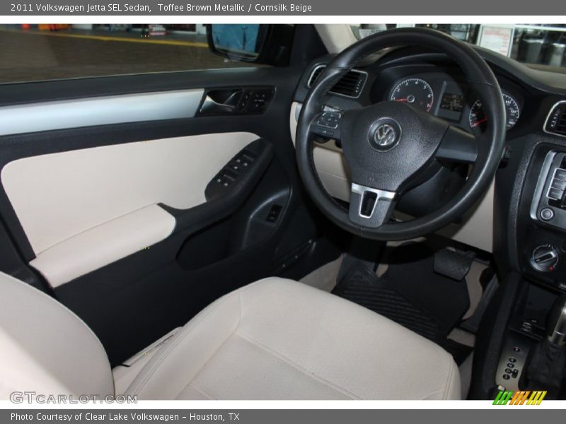 Toffee Brown Metallic / Cornsilk Beige 2011 Volkswagen Jetta SEL Sedan