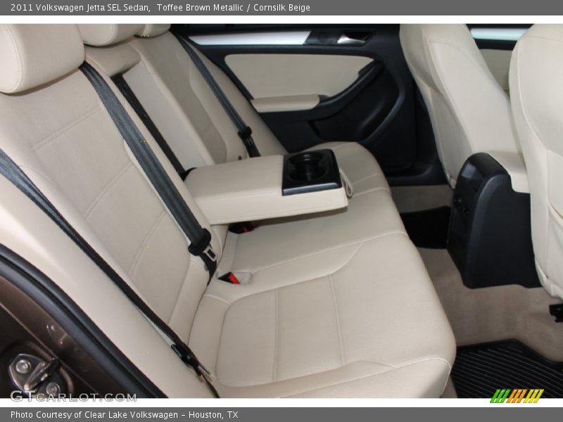 Toffee Brown Metallic / Cornsilk Beige 2011 Volkswagen Jetta SEL Sedan