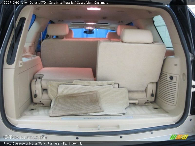 Gold Mist Metallic / Cocoa/Light Cashmere 2007 GMC Yukon Denali AWD