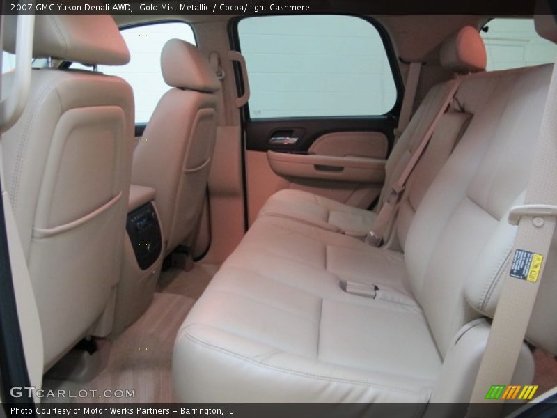 Gold Mist Metallic / Cocoa/Light Cashmere 2007 GMC Yukon Denali AWD