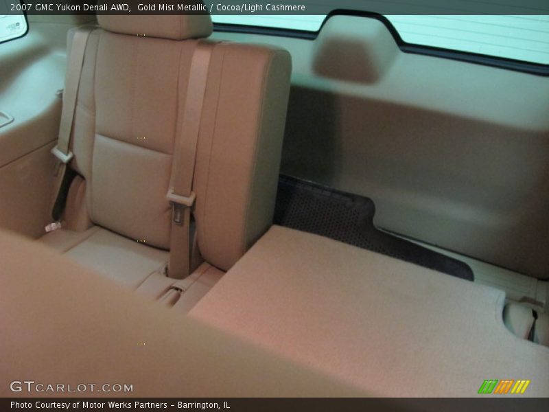 Gold Mist Metallic / Cocoa/Light Cashmere 2007 GMC Yukon Denali AWD