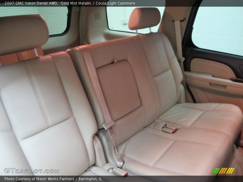 Gold Mist Metallic / Cocoa/Light Cashmere 2007 GMC Yukon Denali AWD