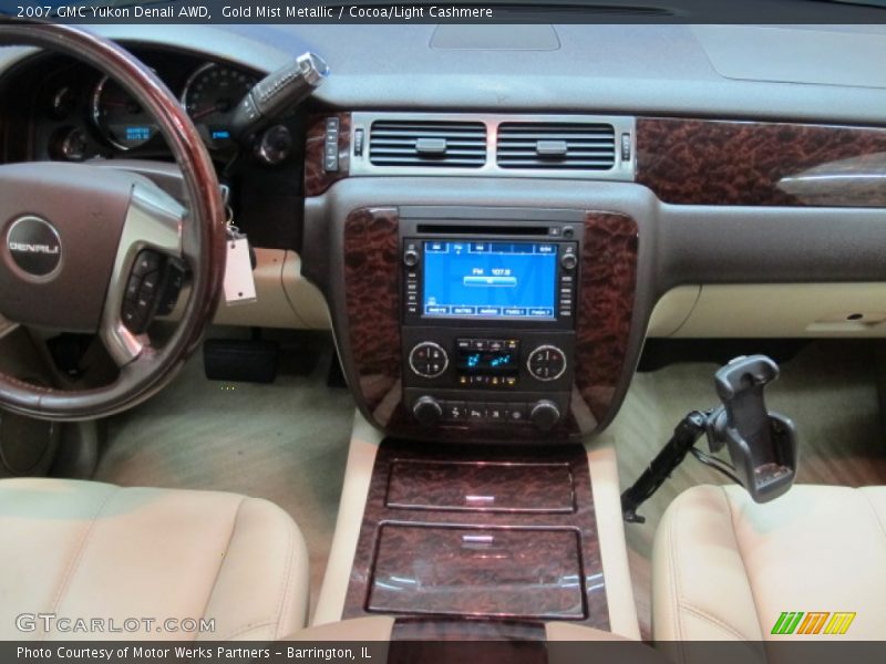 Gold Mist Metallic / Cocoa/Light Cashmere 2007 GMC Yukon Denali AWD