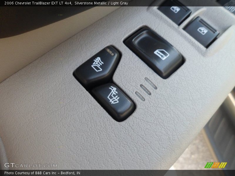 Silverstone Metallic / Light Gray 2006 Chevrolet TrailBlazer EXT LT 4x4