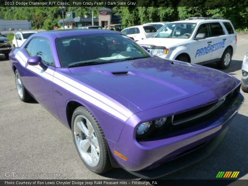 Front 3/4 View of 2013 Challenger R/T Classic