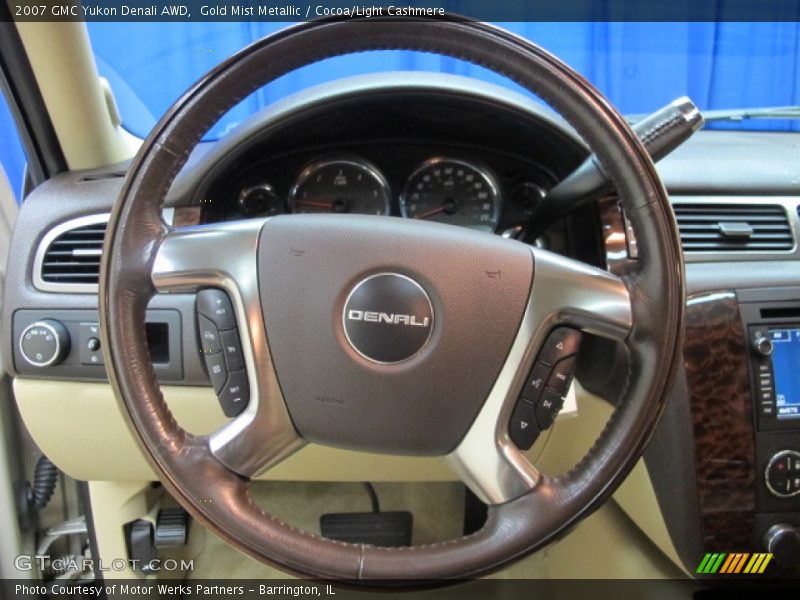 Gold Mist Metallic / Cocoa/Light Cashmere 2007 GMC Yukon Denali AWD