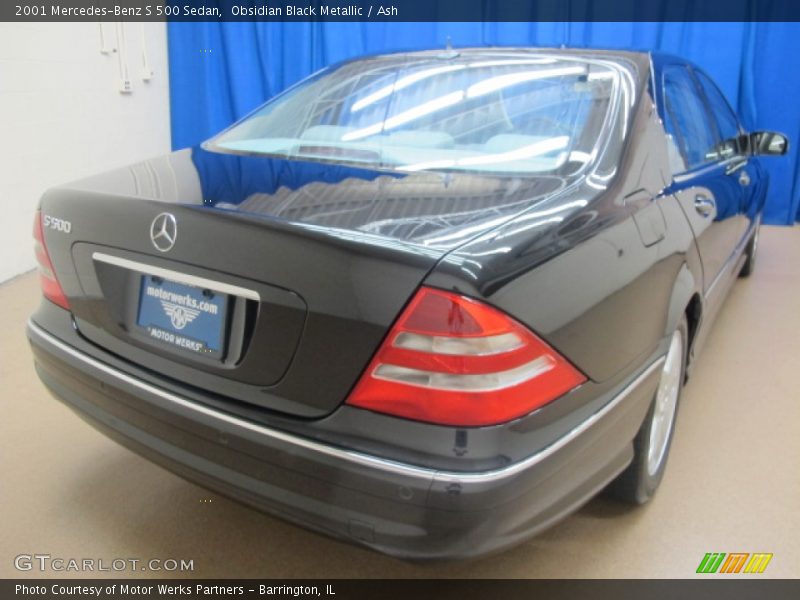 Obsidian Black Metallic / Ash 2001 Mercedes-Benz S 500 Sedan