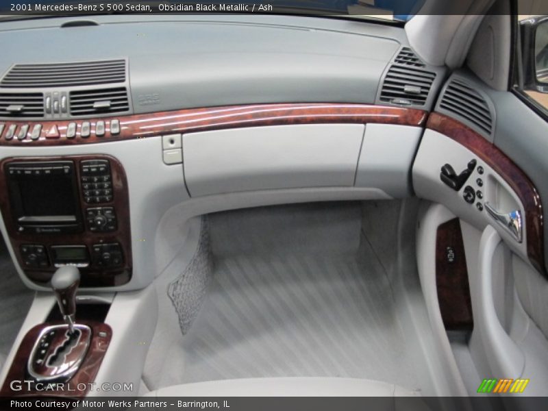Obsidian Black Metallic / Ash 2001 Mercedes-Benz S 500 Sedan