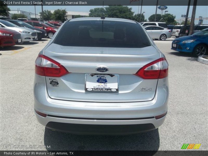 Ingot Silver / Charcoal Black 2014 Ford Fiesta S Sedan