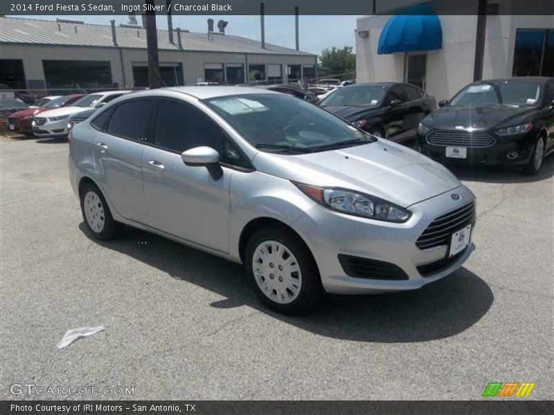 Ingot Silver / Charcoal Black 2014 Ford Fiesta S Sedan