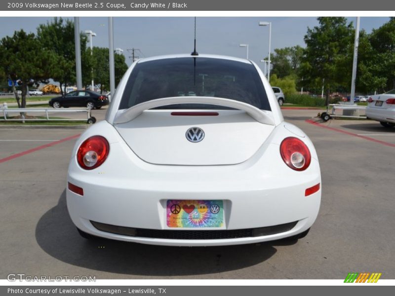 Candy White / Black 2009 Volkswagen New Beetle 2.5 Coupe
