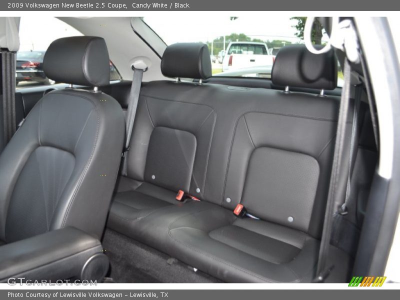 Candy White / Black 2009 Volkswagen New Beetle 2.5 Coupe