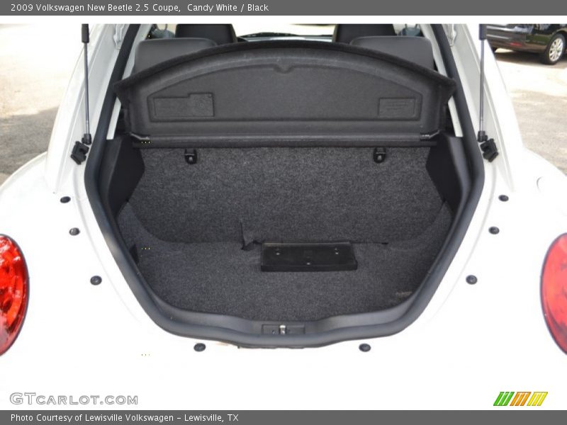  2009 New Beetle 2.5 Coupe Trunk