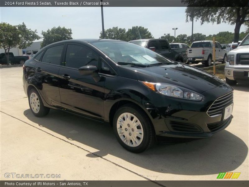 Tuxedo Black / Charcoal Black 2014 Ford Fiesta S Sedan