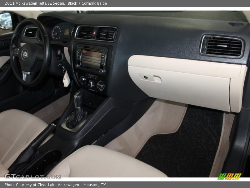 Black / Cornsilk Beige 2011 Volkswagen Jetta SE Sedan