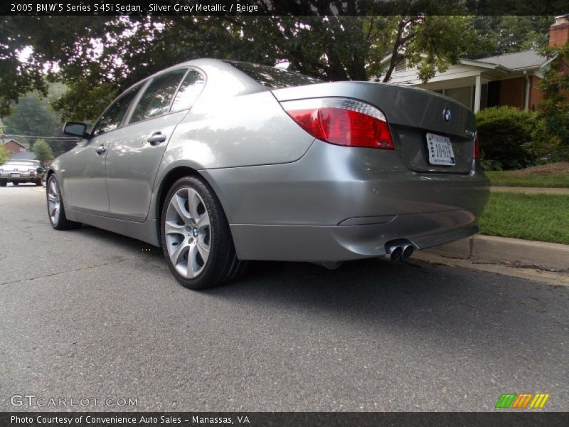 Silver Grey Metallic / Beige 2005 BMW 5 Series 545i Sedan