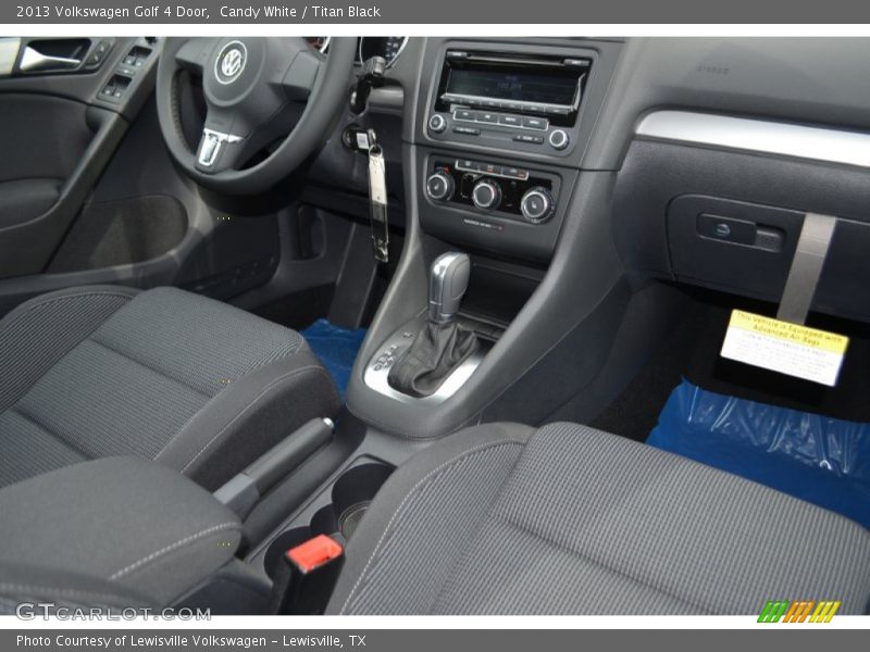 Candy White / Titan Black 2013 Volkswagen Golf 4 Door