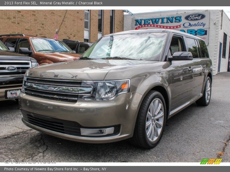 Mineral Gray Metallic / Charcoal Black 2013 Ford Flex SEL