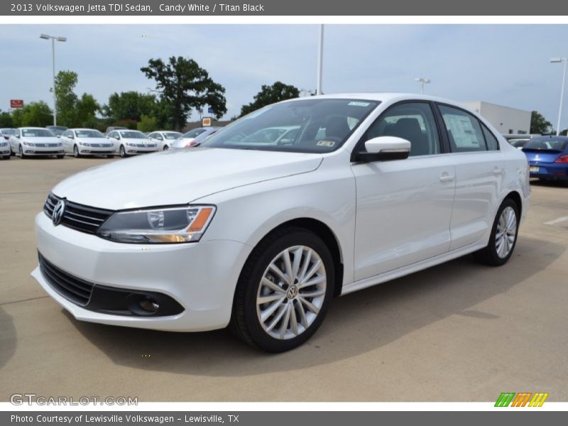 Candy White / Titan Black 2013 Volkswagen Jetta TDI Sedan