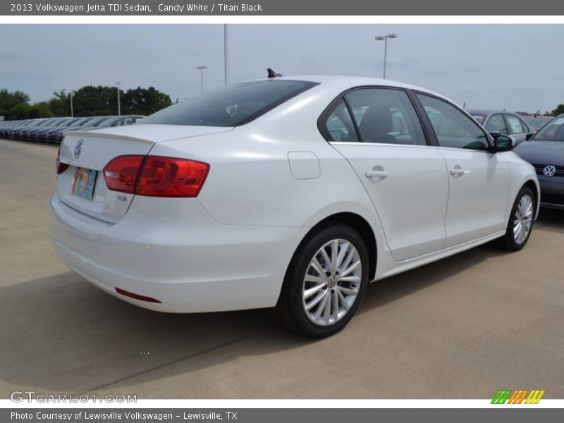 Candy White / Titan Black 2013 Volkswagen Jetta TDI Sedan