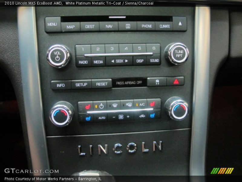 Controls of 2010 MKS EcoBoost AWD