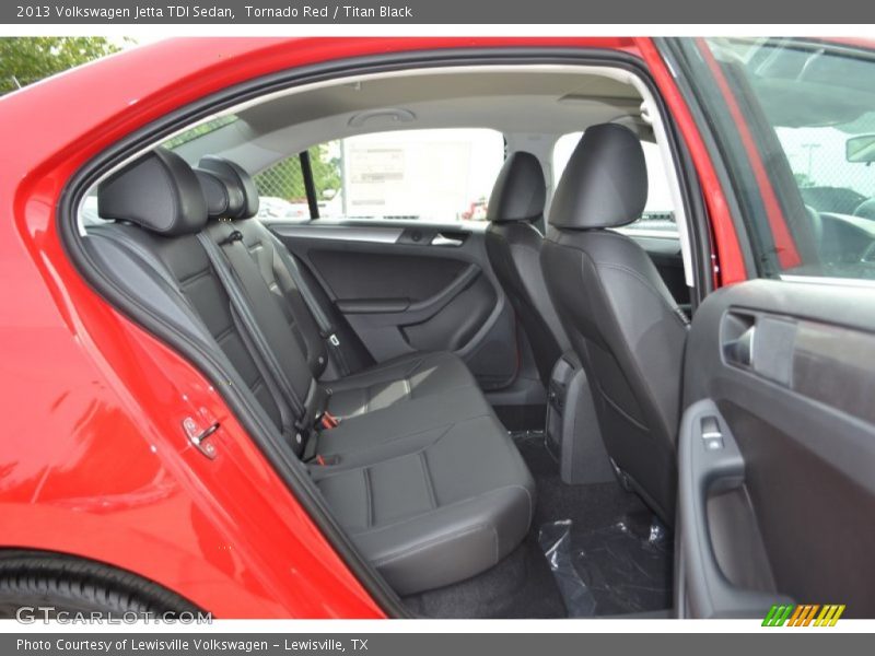 Tornado Red / Titan Black 2013 Volkswagen Jetta TDI Sedan