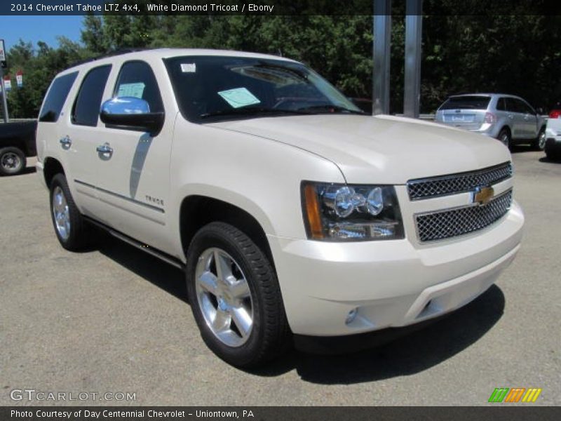 Front 3/4 View of 2014 Tahoe LTZ 4x4