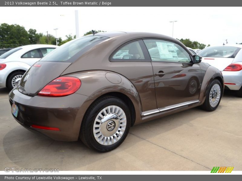 Toffee Brown Metallic / Beige 2013 Volkswagen Beetle 2.5L