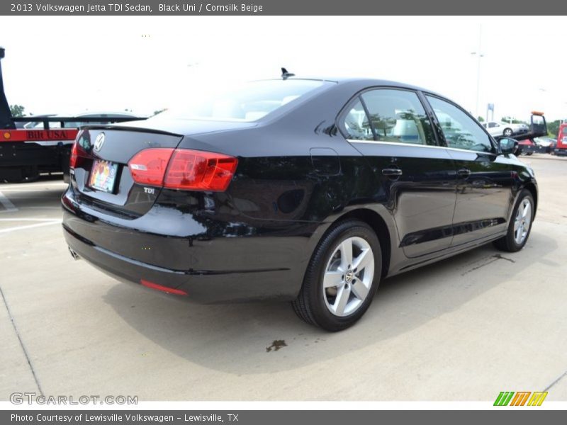 Black Uni / Cornsilk Beige 2013 Volkswagen Jetta TDI Sedan
