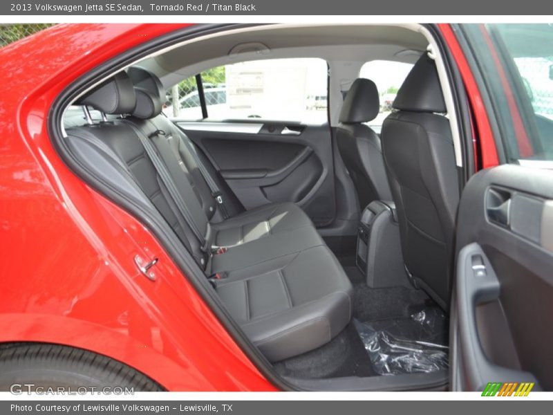 Tornado Red / Titan Black 2013 Volkswagen Jetta SE Sedan