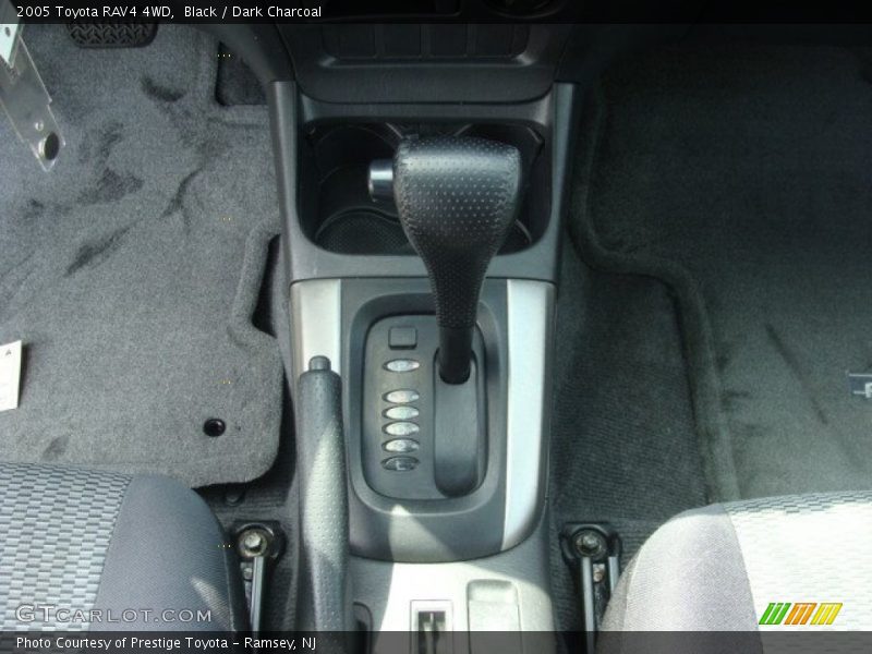 Black / Dark Charcoal 2005 Toyota RAV4 4WD