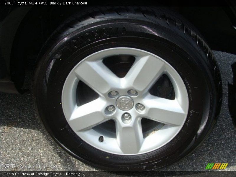 Black / Dark Charcoal 2005 Toyota RAV4 4WD