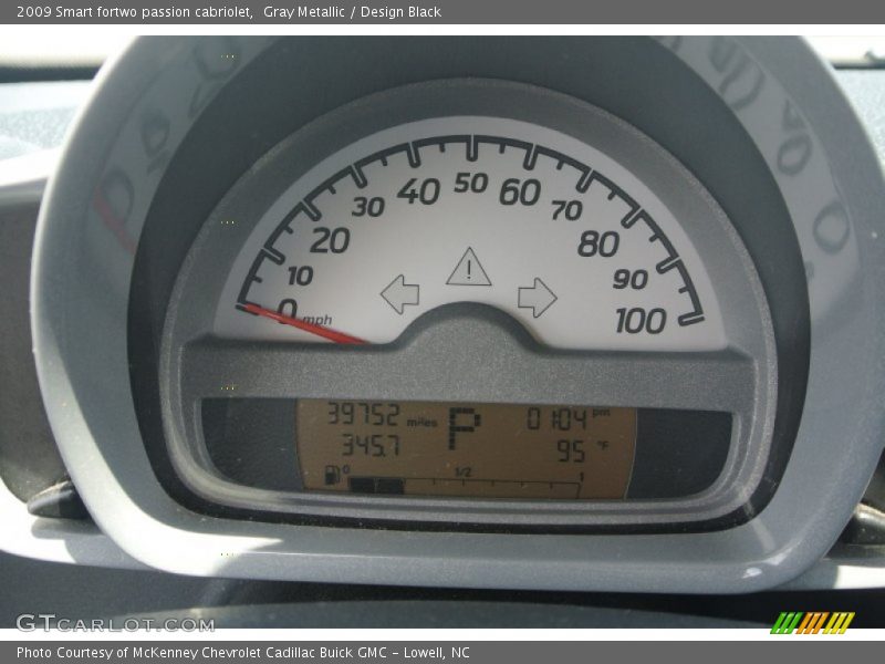 Gray Metallic / Design Black 2009 Smart fortwo passion cabriolet