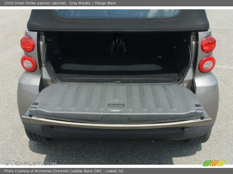 Gray Metallic / Design Black 2009 Smart fortwo passion cabriolet