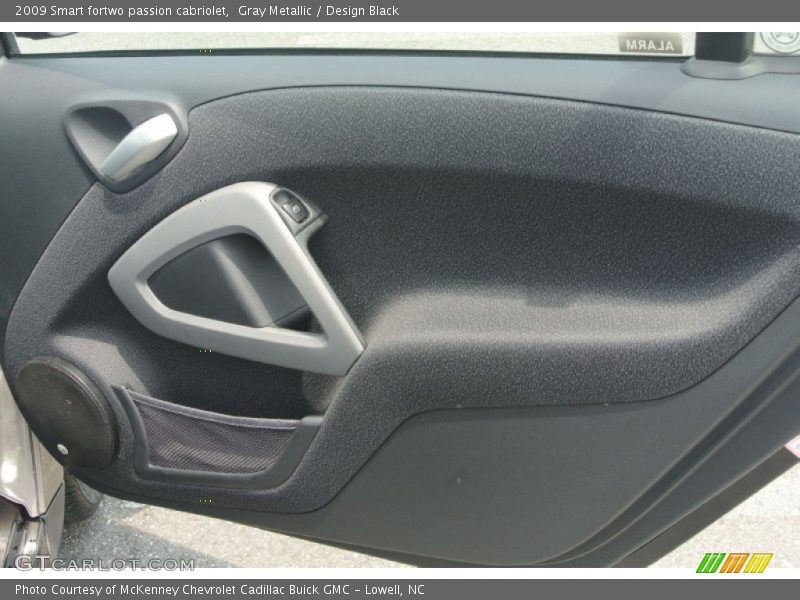 Gray Metallic / Design Black 2009 Smart fortwo passion cabriolet