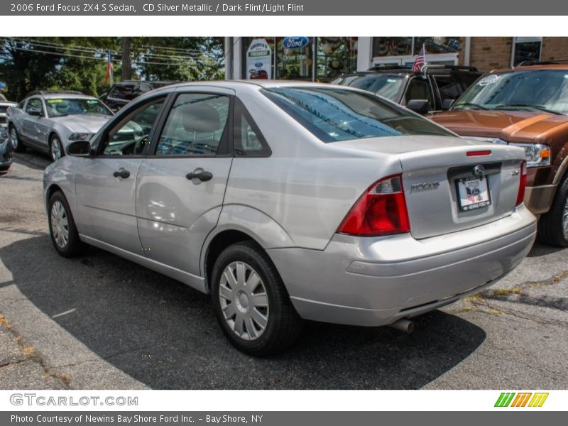 CD Silver Metallic / Dark Flint/Light Flint 2006 Ford Focus ZX4 S Sedan