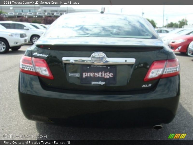 Spruce Green Mica / Bisque 2011 Toyota Camry XLE