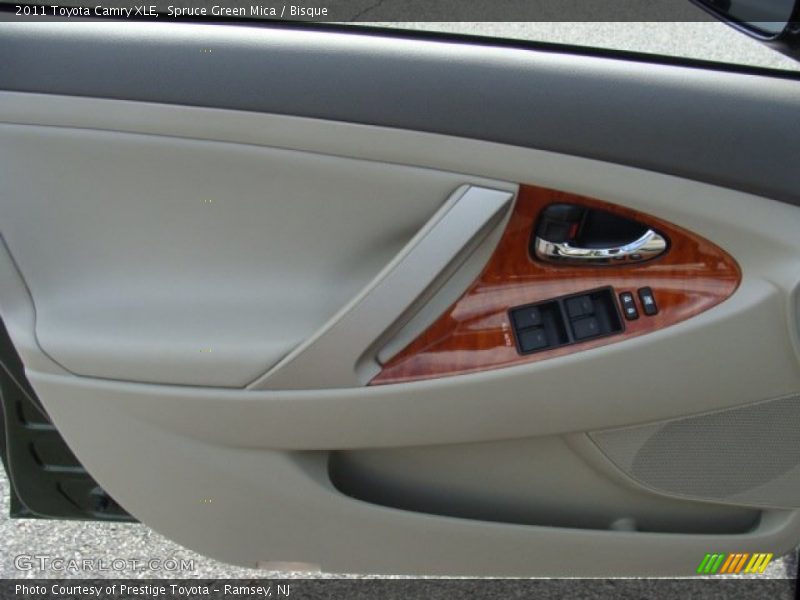 Spruce Green Mica / Bisque 2011 Toyota Camry XLE