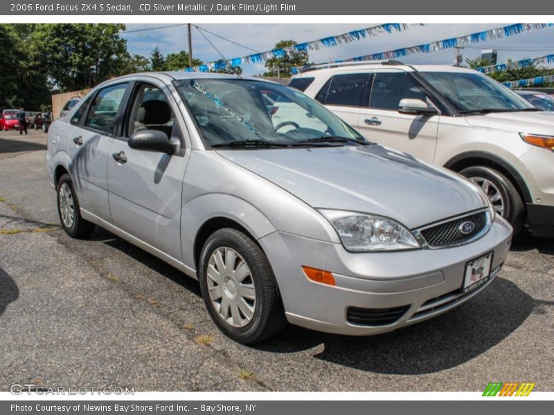 CD Silver Metallic / Dark Flint/Light Flint 2006 Ford Focus ZX4 S Sedan